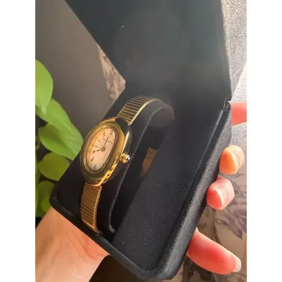 NWT Heaven Mayhem Amara Watch- Gold Vintage Look ❗️Amara by Heaven Mayhem Gold Watch with Oval Face NWT $250 main image 2